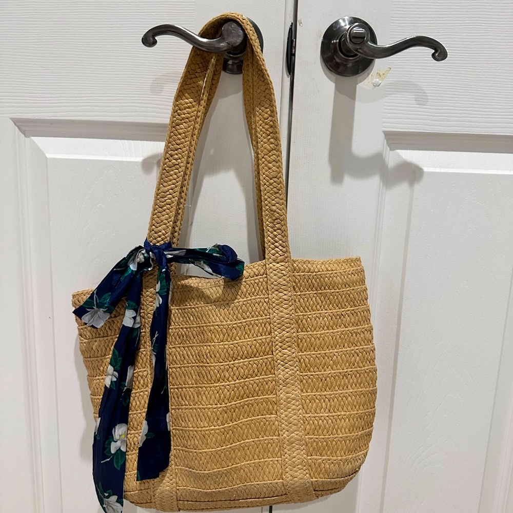 Draper James everyday staw shoulder bag